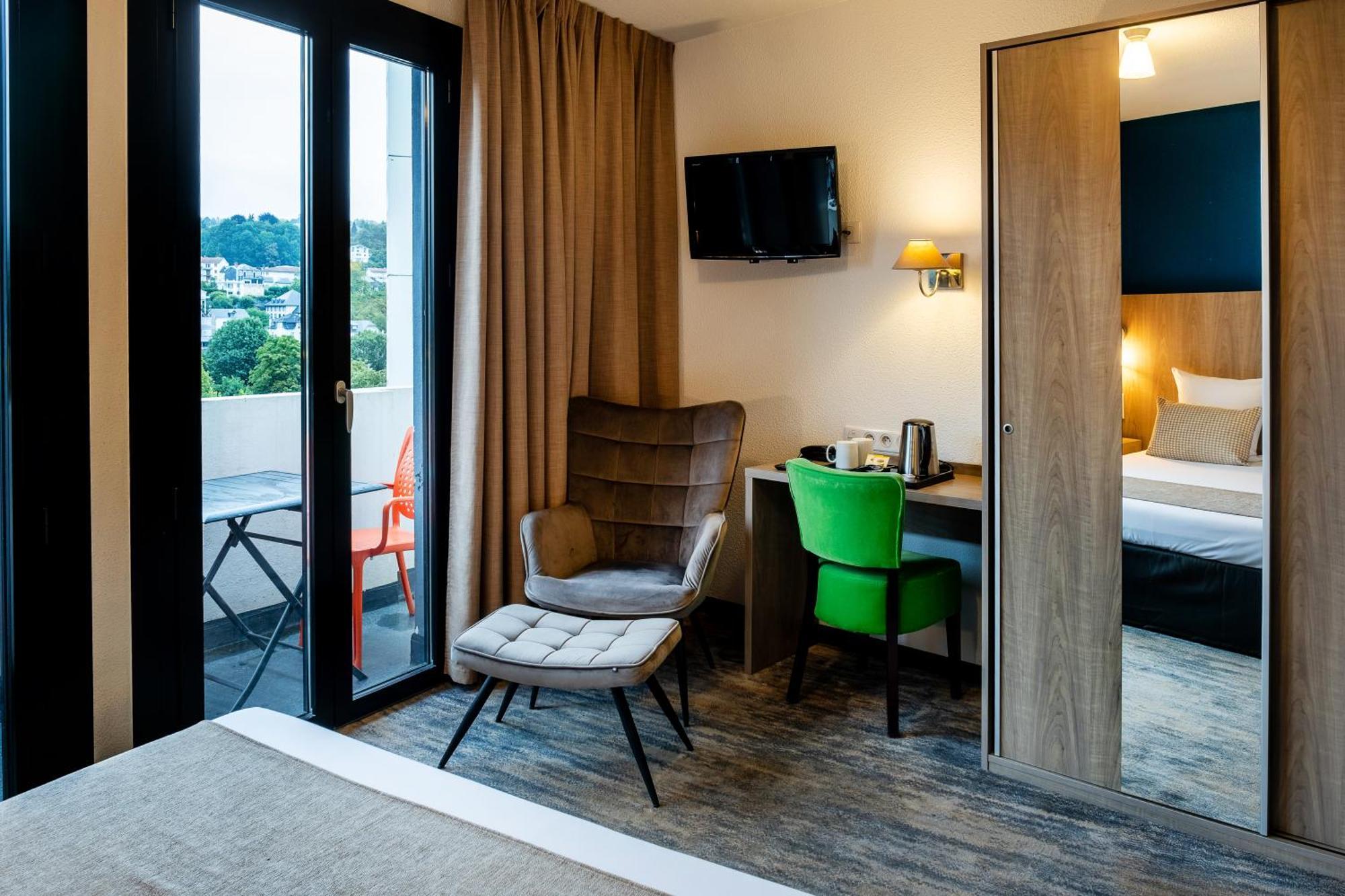 Panorama Hotel 4*